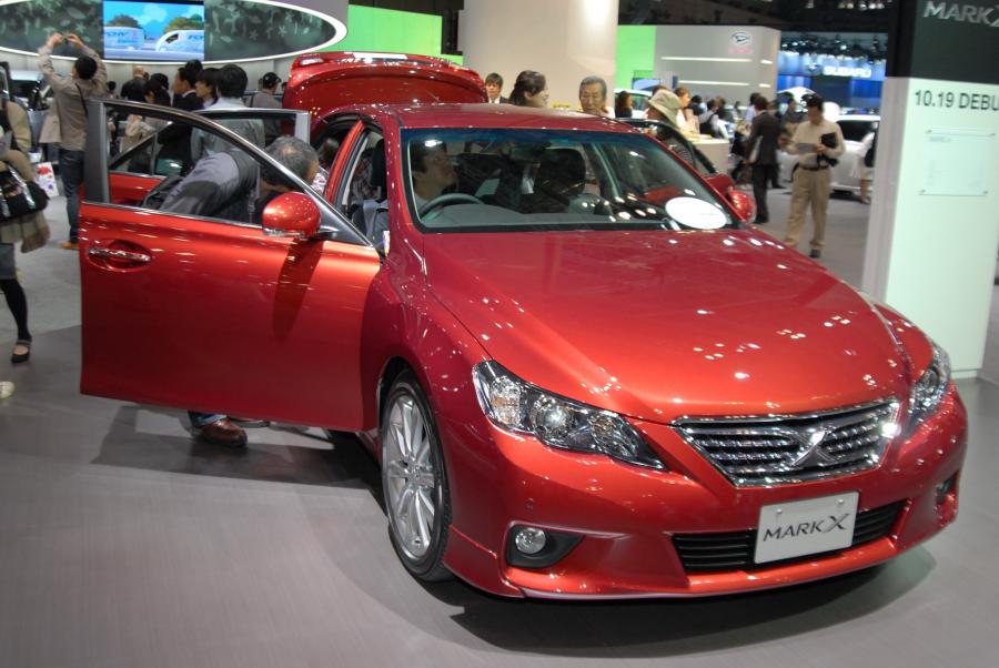  Toyota Mark-X 2010 года  (фото 30 из 50)